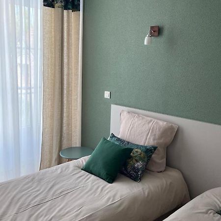 La Rose Des Vents Bed and Breakfast Saint-Symphorien-de-Marmagne Buitenkant foto