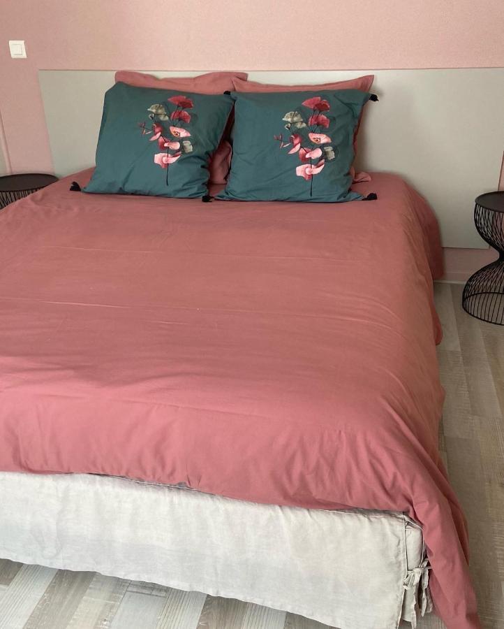 La Rose Des Vents Bed and Breakfast Saint-Symphorien-de-Marmagne Buitenkant foto